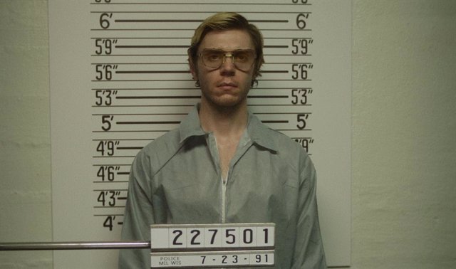 Jeffrey Dahmer La historia real del Caníbal de Milwaukee el atroz asesino de la serie de Netflix