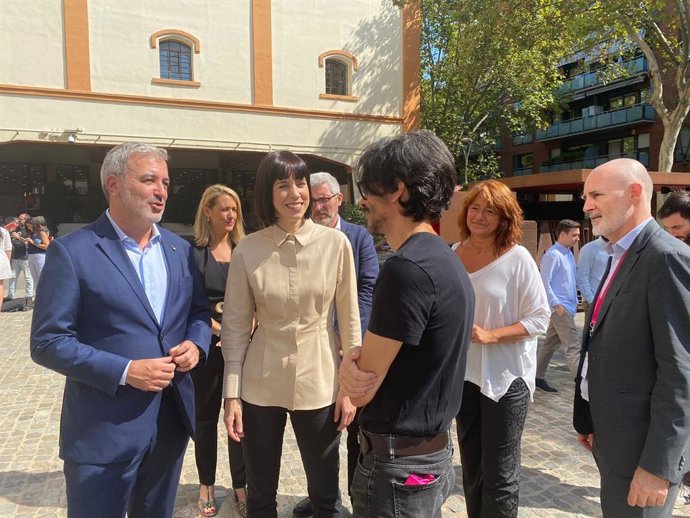 El primer tinent d'alcalde de Barcelona, Jaume Collboni, i la ministra de Cincia i Innovació, Diana Morant