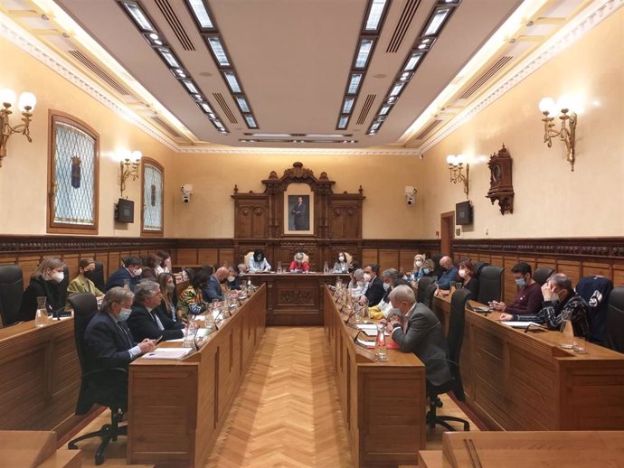 Archivo - Pleno Municipal de Gijón