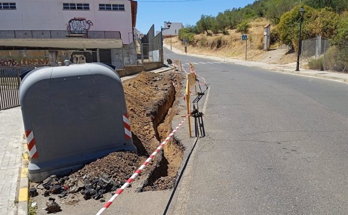 Giahsa realiza durante el verano casi un millar de reparaciones en las redes de abastecimiento en la sierra.