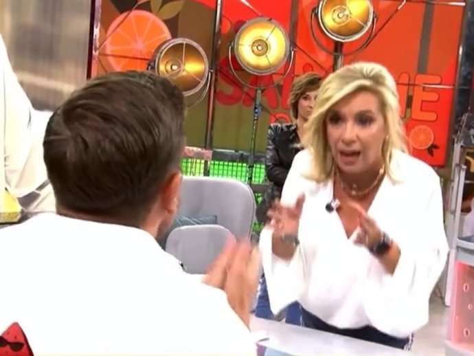 CARMEN BORREGO EN EL PLATÓ DE 'SÁLVAME DIARIO'