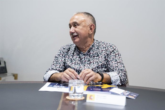 El secretario general de UGT, Pepe Álvarez, durante una reunión para abordar la agenda del Plan de Recuperación, en el Ministerio de Asuntos Económicos, a 19 de septiembre de 2022, en Madrid (España). Álvarez tiene previsto trasladar en este encuentro c