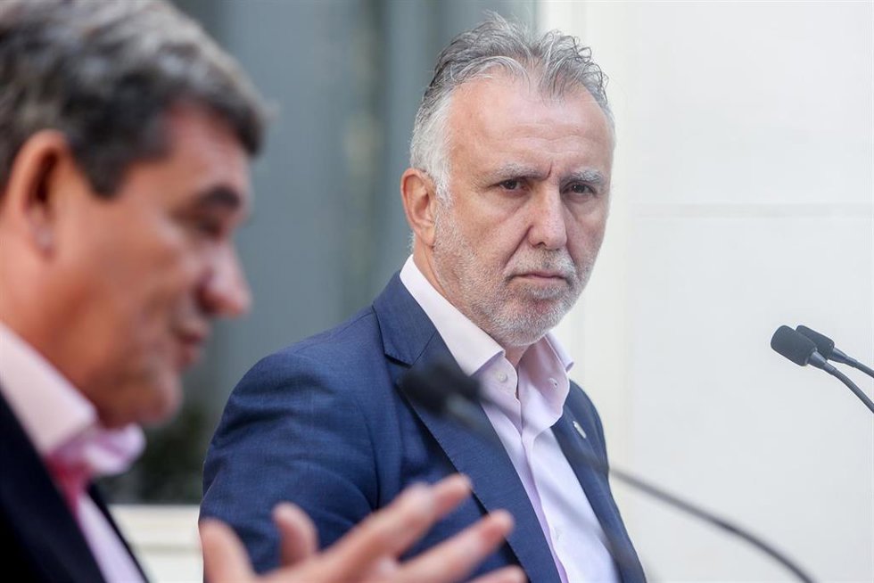 El presidente del Gobierno de Canarias, Ángel Víctor Torres, comparece después de su reunión con el ministro de Inclusión, Seguridad Social y Migraciones, en el Ministerio de Inclusión, Seguridad Social y Migraciones, a 23 de septiembre de 2022, en Madr