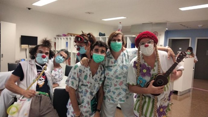 30 Payasos Hospitalarios De 15 Comunidades Autónomas Diferentes Han Visitado Cinco Hospitales De La Comunitat Valenciana