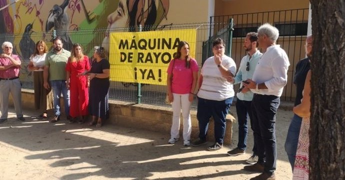 PSOE pide a la Junta que restablezca "inmediatamente" la máquina de rayos X de La Palma, "tras casi un año rota".