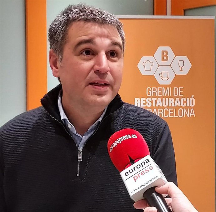 Archivo - El presidente del Gremi de Restauració de Barcelona, Roger Pallarols, en una entrevista de Europa Press (Archivo)