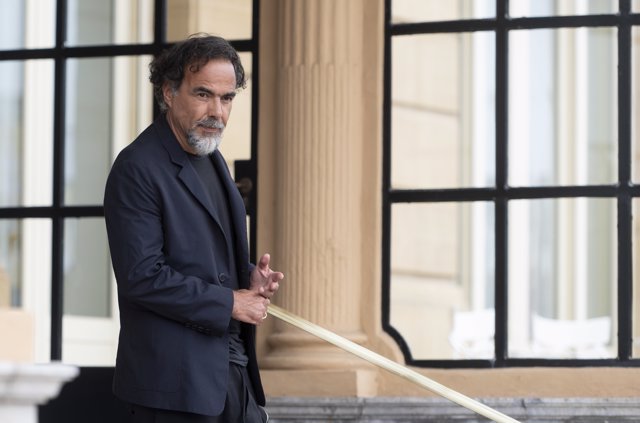El director de cine, Alejandro González Iñárritu, llega al Festival de San Sebastián