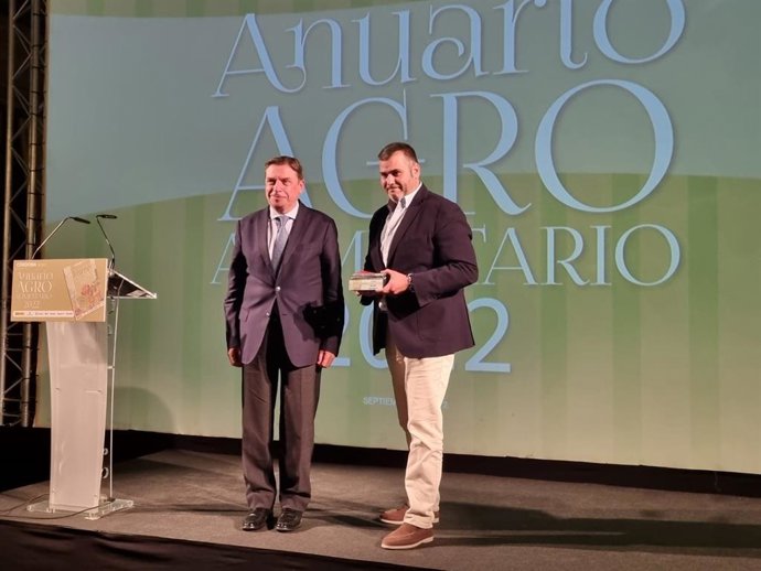 Planas (izda.), en la presentación del del Anuario Agroalimentario de Córdoba.