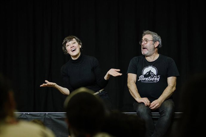 Archivo - Imagen de uno de los talleres del proyecto educativo, 'A Tempo - Arts i Formació'