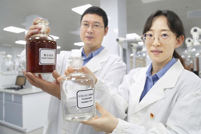 Sinopec Receives Airworthiness Certificate for Chinas First Large-Scale Production of Bio-jet Fuel.