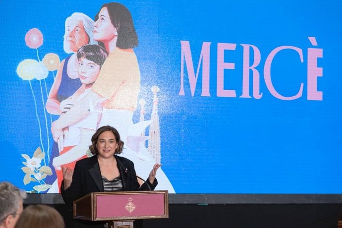 L'alcaldessa de Barcelona, Ada Colau, durant el pregó de les festes de la Merc 2022.