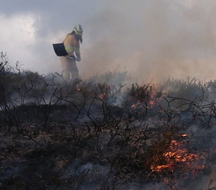 Cantabria tiene un incendio forestal activo en Mazcuerras de los seis que ha habido a lo largo de la jornada