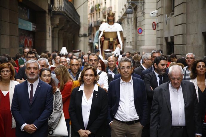 El primer tinent d'alcalde de Barcelona, Jaume Collboni; l'alcaldessa de Barcelona, Ada Colau; el tinent de Cultura, Jordi Martí i el líder d'ERC a l'Ajuntament, Ernest Maragall