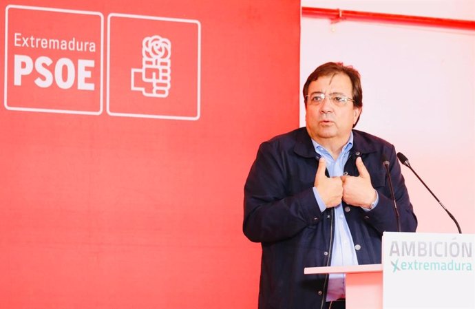 El secretario general del PSOE extremeño, Guillermo Fernández Vara.