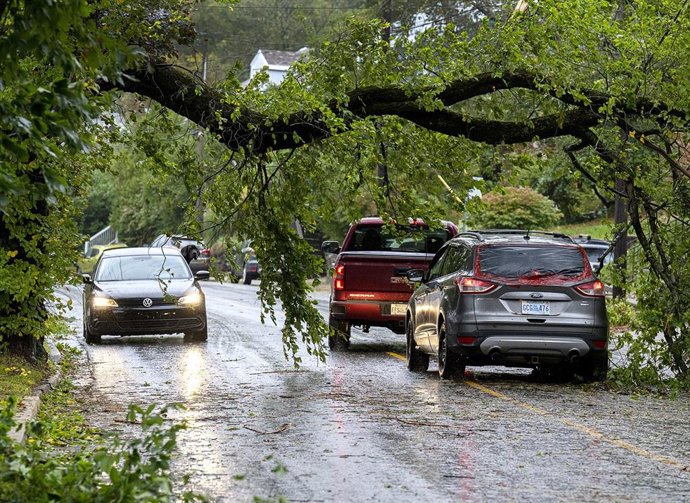 Lluvias en Canadá por el paso de la tormenta tropical 'Fiona' por Canadá