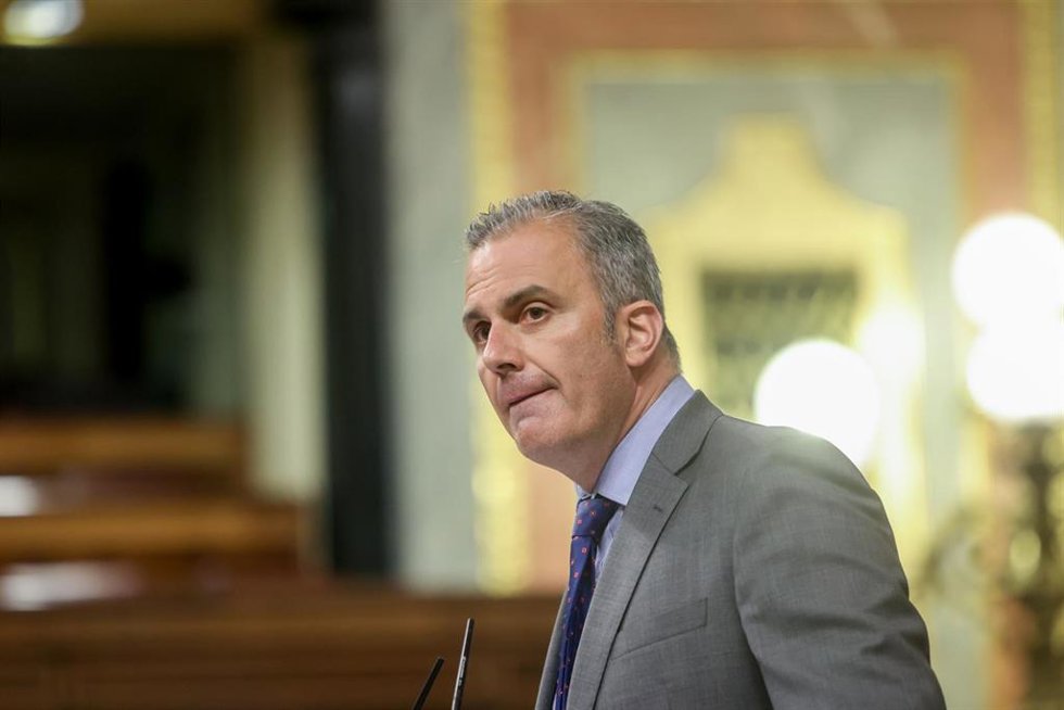 El secretario general de Vox, Javier Ortega Smith, interviene durante una sesión plenaria, en el Congreso de los Diputados, a 20 de septiembre de 2022, en Madrid (España). 