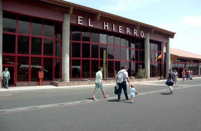 Archivo - Aeropuerto De El Hierro