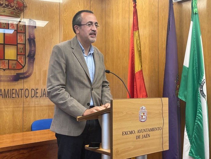 Archivo - El portavoz del PP en el Ayuntamiento de Jaén, Manuel Bonilla