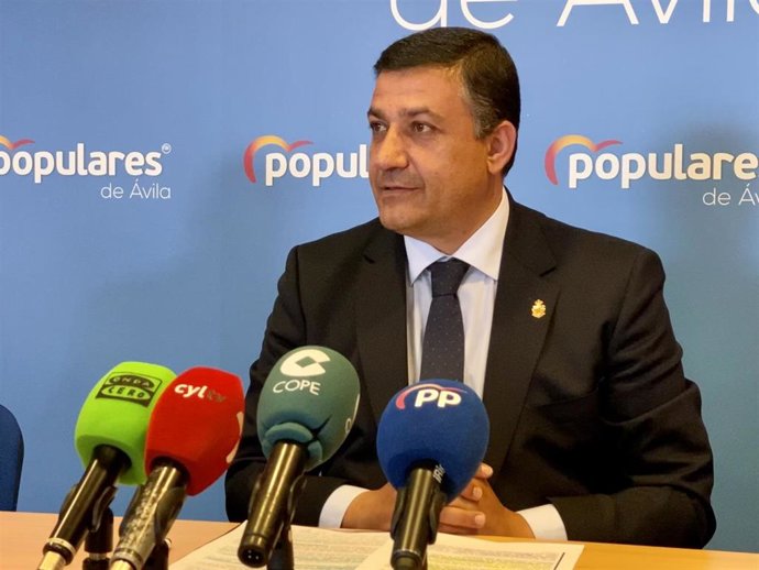 El presidente del PP de Ávila, Carlos García