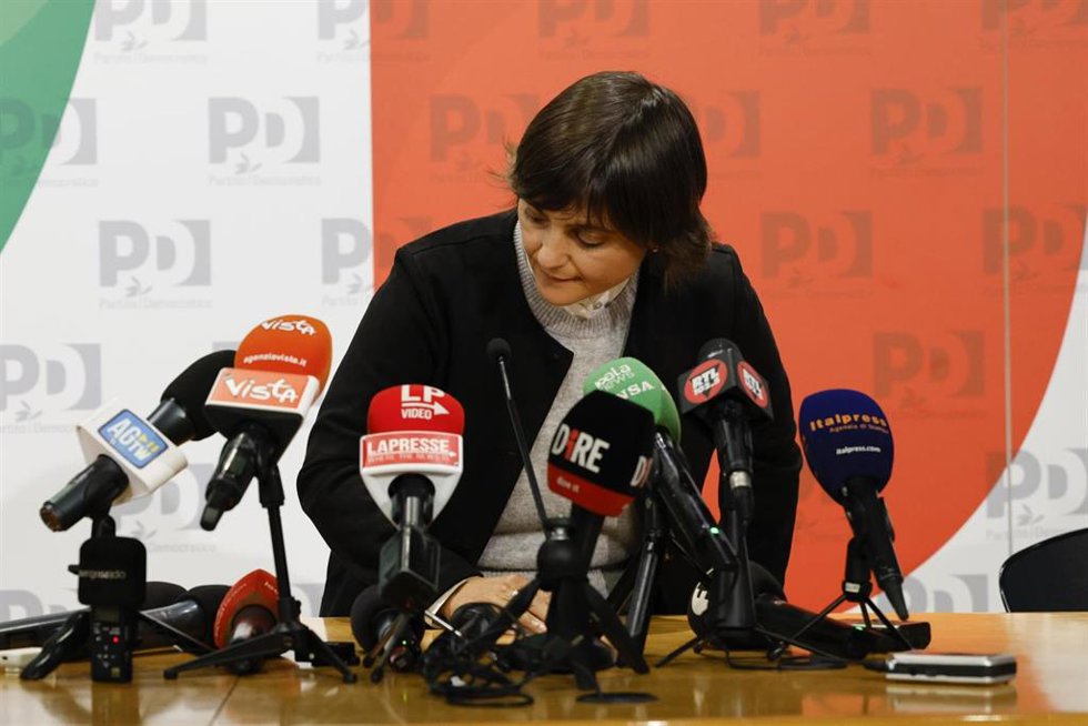 Debora Serracchiani, del Partido Democrático de Italia, en declaraciones a la prensa tras las elecciones generales.