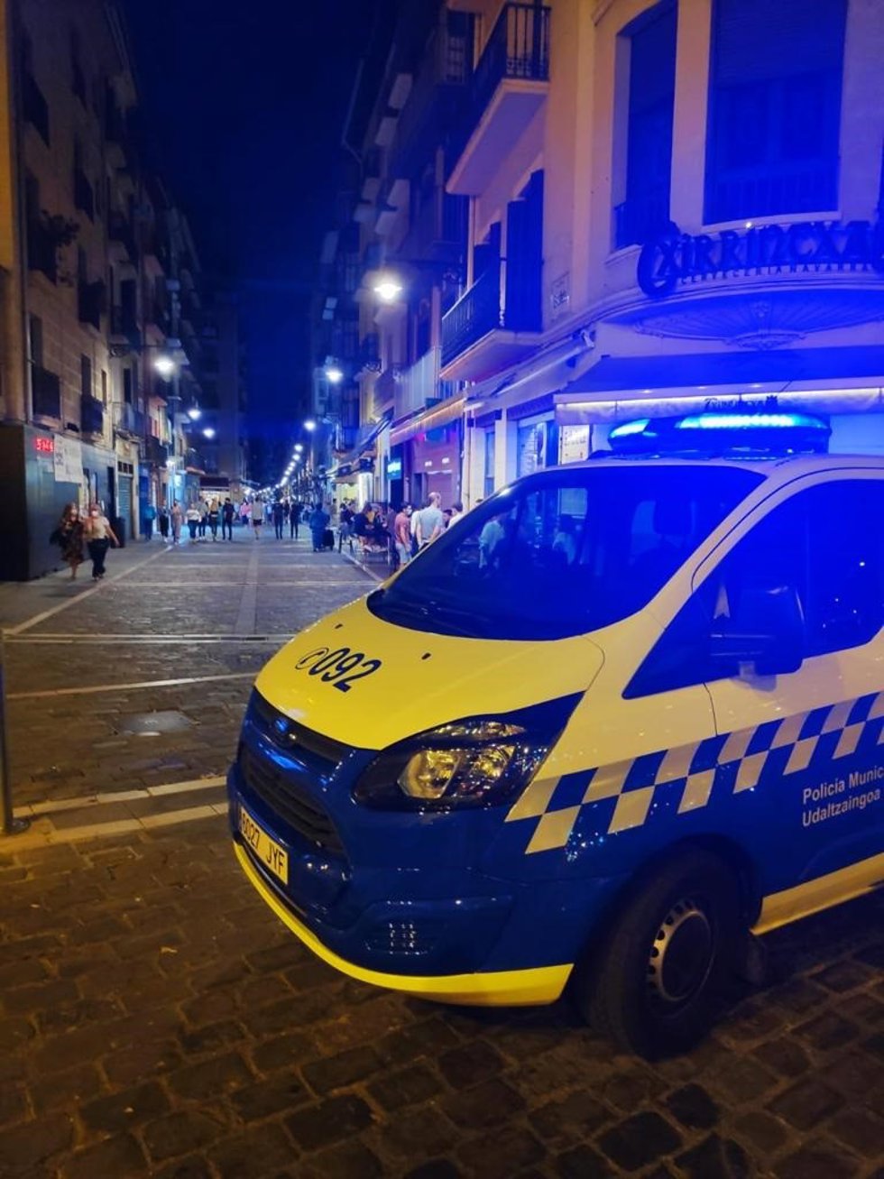 Vehículo de la Policía Municipal de Pamplona.