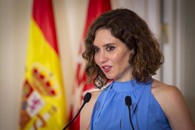 La presidenta de la Comunidad de Madrid, Isabel Díaz Ayuso, interviene durante uno de los Encuentros de El Mundo, en el Hotel Westin Palace, a 26 de septiembre de 2022