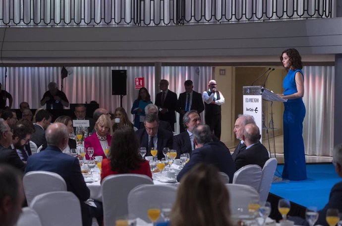 La presidenta de la Comunidad de Madrid, Isabel Díaz Ayuso, interviene durante uno de los Encuentros de El Mundo, en el Hotel Westin Palace