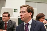 Almeida sostiene que soterramiento de A5 "sigue en pie y reforzado" y que se coordinará con la Operación Campamento