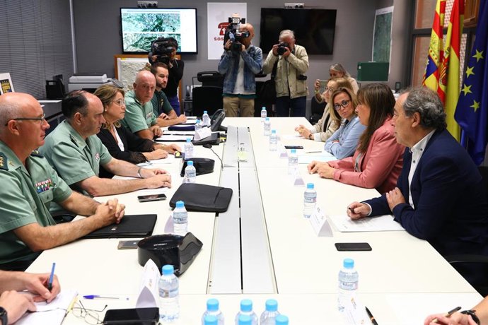 Reunión de la comisión de seguimiento del convenio de rescates en montaña.