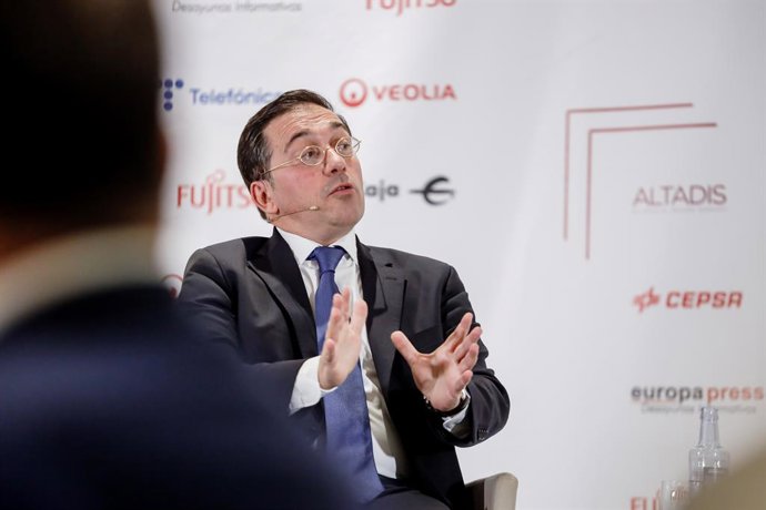 El ministro de Asuntos Exteriores, Unión Europea y Cooperación, José Manuel Albares, interviene durante un desayuno informativo de Europa Press, en el Hyatt Regency Hesperia Madrid, a 26 de septiembre de 2022, en Madrid (España).