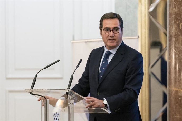 El presidente de la Confederación Española de Organizaciones Empresariales (CEOE), Antonio Garamendi, en una imagen de archivo.