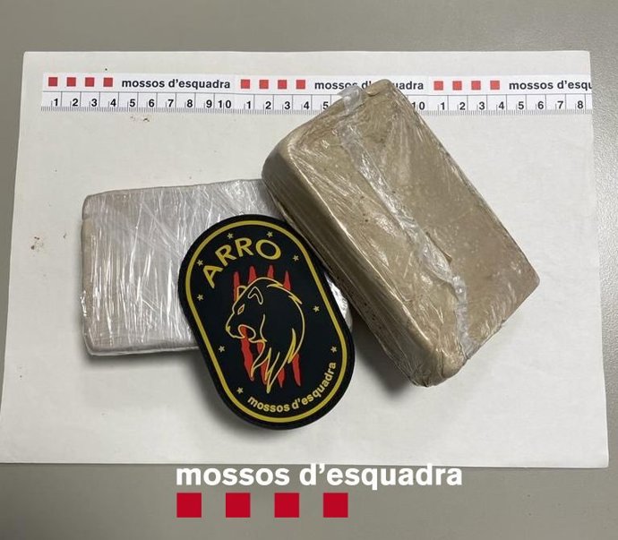 Imatge del mig quilo d'herona valorada en 29.373 euros interceptada pels Mossos d'Esquadra a Pont de Molins (Girona)