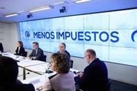 Feijóo ofrece el modelo de "unión" del PP frente al modelo de "división" de Sánchez: "España necesita un Gobierno mejor"