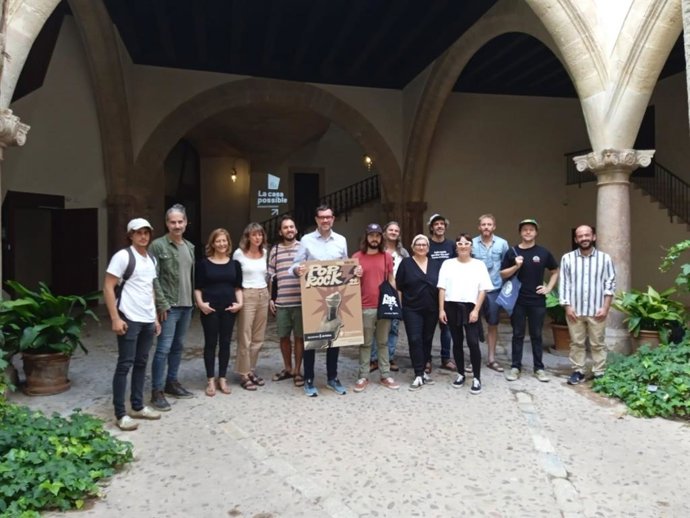 El teniente de alcalde de Cultura y Bienestar Social, Toni Noguera, en la presentación de los grupos ganadores del PopRock 2022.