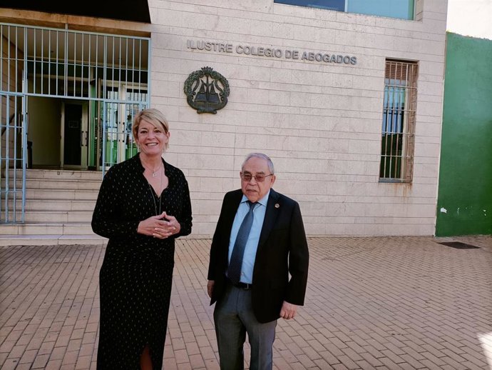 Puerto e ICAH sellan un acuerdo para el primer Encuentro Andaluz sobre Violencia de Género.