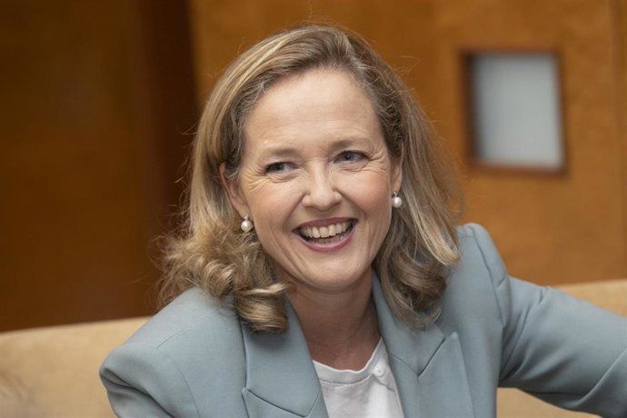 La vicepresidenta del Gobierno y ministra de Asuntos Económicos, Nadia Calviño, durante una reunión con el presidente de Asturias, en la sede de presidencia del Principado, a 23 de septiembre de 2022, en Oviedo, Asturias (España).