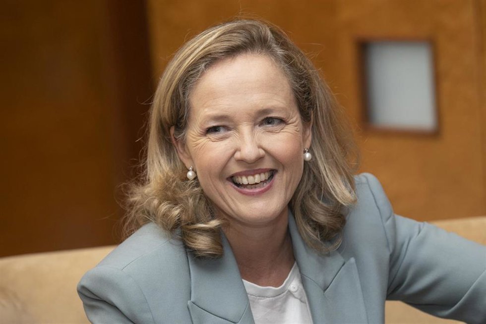 La vicepresidenta del Gobierno y ministra de Asuntos Económicos, Nadia Calviño, durante una reunión con el presidente de Asturias, en la sede de presidencia del Principado, a 23 de septiembre de 2022, en Oviedo, Asturias (España).