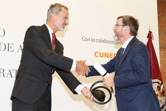 Felipe VI en la entrega del Premio Jaime Fernández de Araoz de Finanzas Corporativas