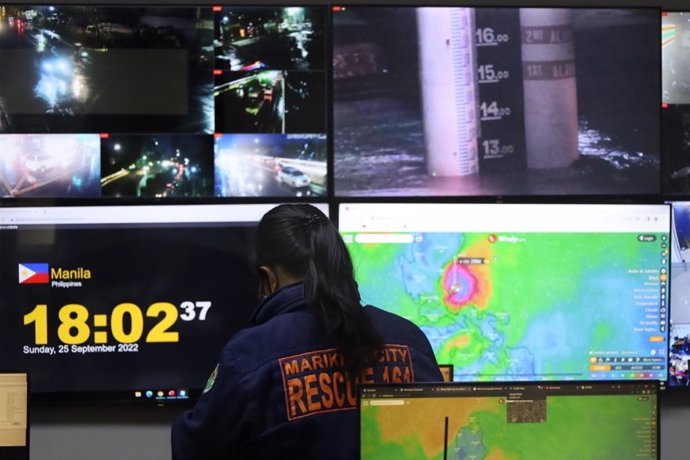Seguimiento del tifón  'Noru' a su paso por Filipinas