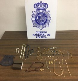 Detenidas cuatro personas por robar los enseres y dinero a un refugiado ucraniano.