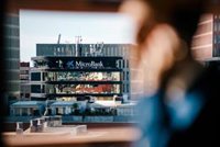 MicroBank financiará con 3.500 millones a colectivos vulnerables en tres años, un 34% más