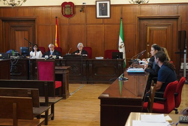 El acusado durante el juicio