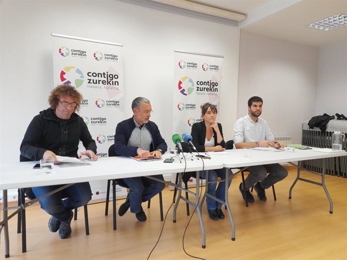 Begoña Alfaro, Carlos Guzmán, Miguel Laparra e Iñigo Rudi, durante la rueda de prensa
