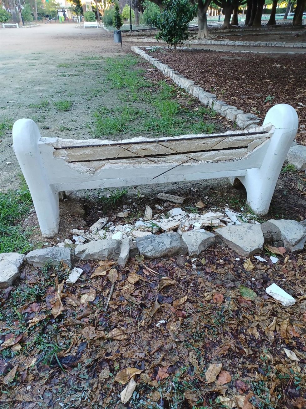 Actos vandálicos en Alzira (Valencia)