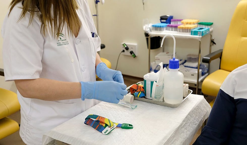 Archivo - Enfermera del Servicio Andaluz de Salud (SAS). Imagen de archivo.