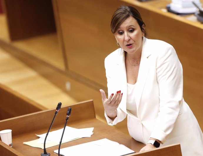 Maria José Catalá durante el Debate de Política General