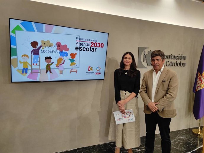 El delegado de Presidencia, Asistencia Económica a los Municipios y Mancomunidades y Protección Civil de la Diputación, Rafael Llamas, en la presentación del Programa Educativo de la Agenda 2030 Escolar.