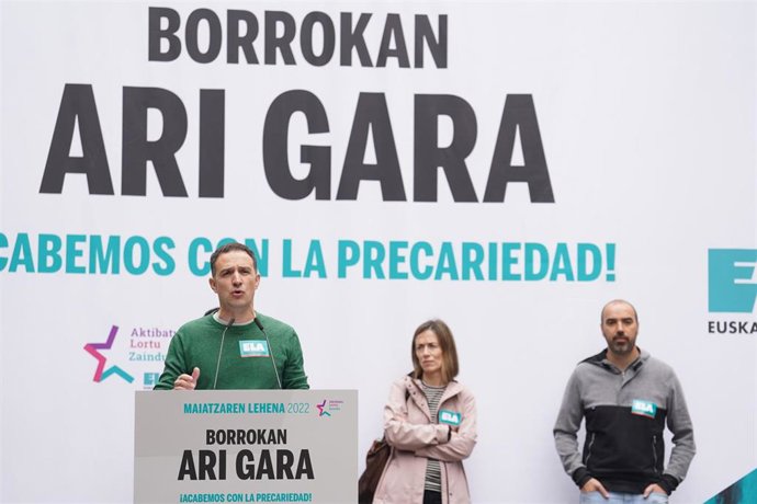 Archivo - El secretario general del sindicato ELA, Mikel Lakuntza, a 1 de mayo de 2022, en Bilbao, Vizcaya, Euskadi (España).