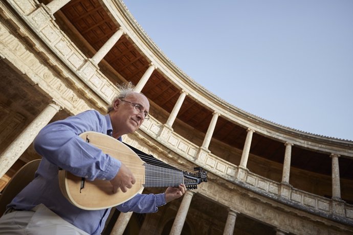 El Ayuntamiento De Málaga Informa: José Miguel Moreno, Uno De Los Grandes De La Guitarra, Mañana En El Concierto Gratuíto Del Festival De Guitarra Pepe Romero