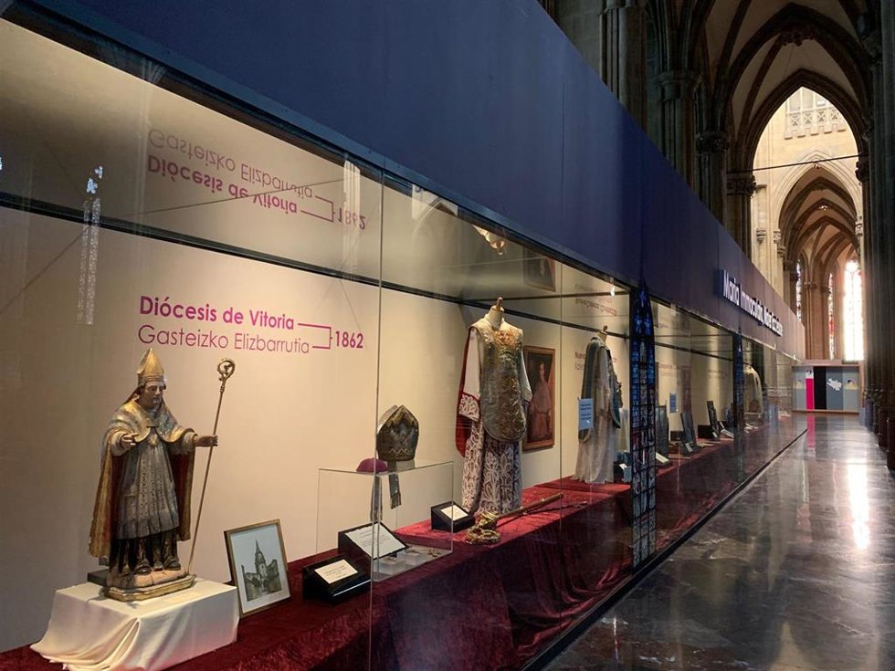 Archivo - Catedral Nueva de Vitoria